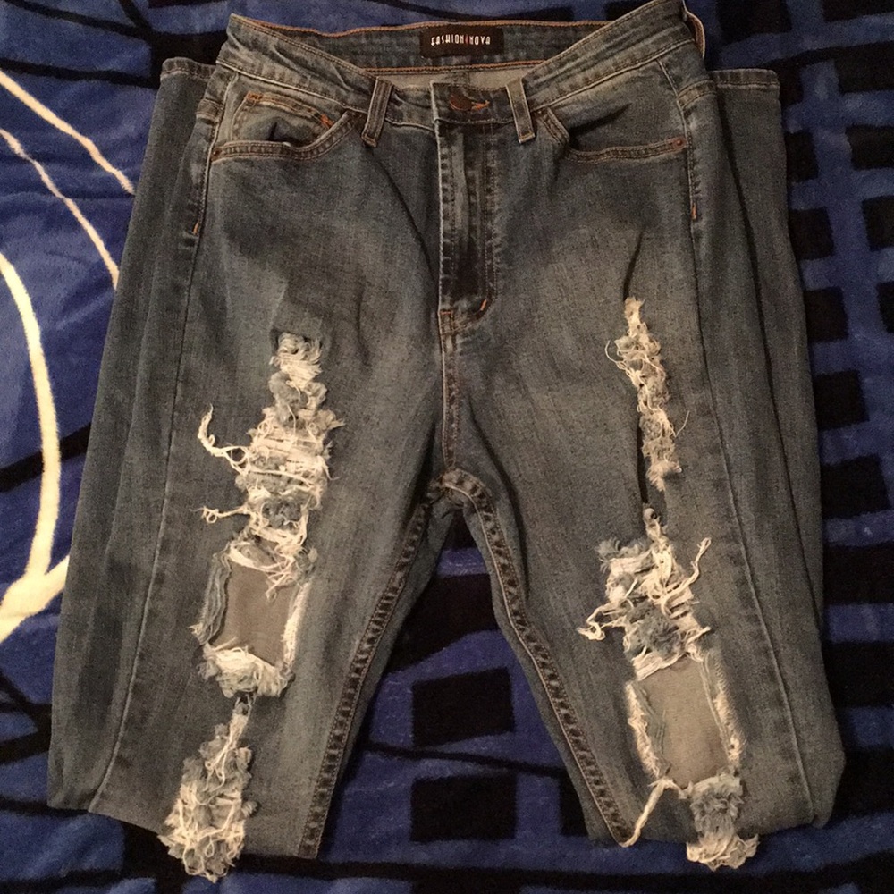 Fashion Nova skinny jeans